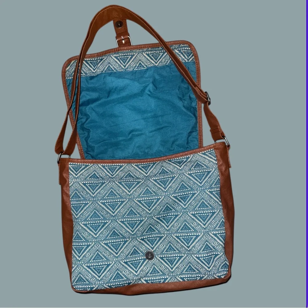 Roxy geometric good